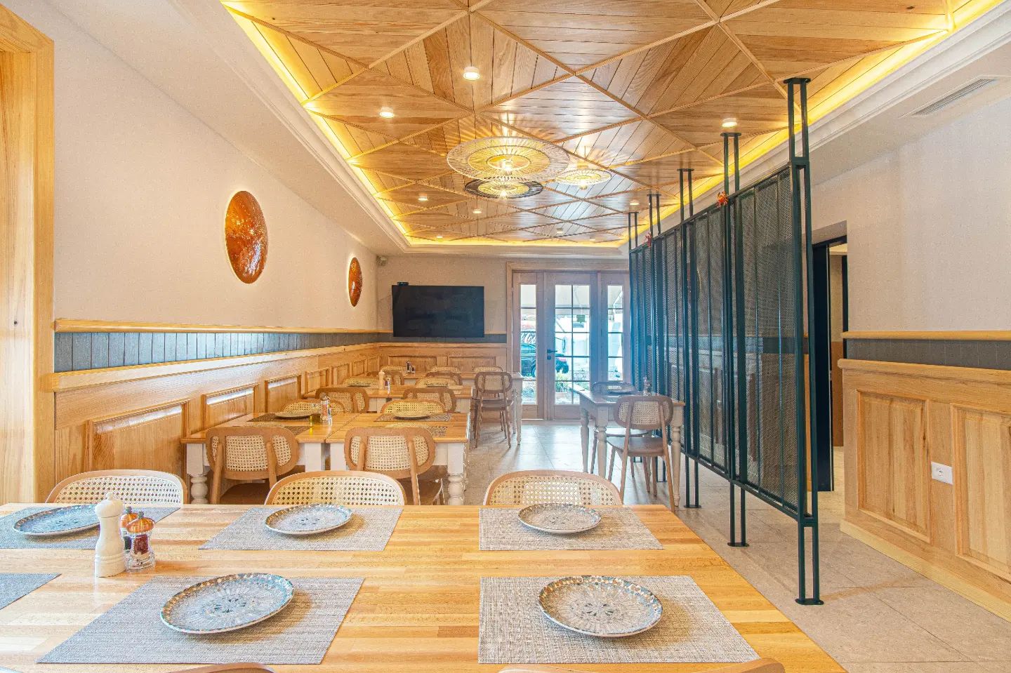 Taverna Lefteri, Ksamil